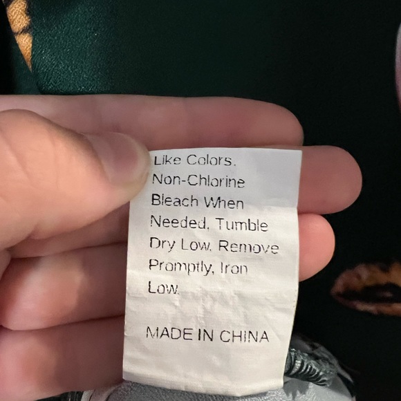 SHEIN Women’s Green Floral Dress - Picture 6 of 7